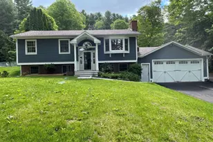 851 E New Lenox Rd, Pittsfield, MA 01201 - Photo 1