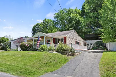 29 Cecelia Ter, Pittsfield, MA 01201 - Photo 1