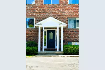 106 E Housatonic St #3, Pittsfield, MA 01201 - Photo 1