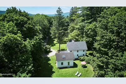10 Prospect Hill Rd, Stockbridge, MA 01262 - Photo 1