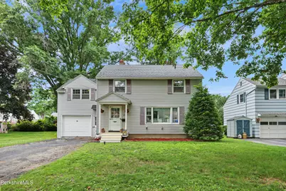 24 Marlboro Dr, Pittsfield, MA 01201 - Photo 1