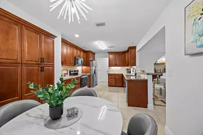 2400 Seaford Drive, Wellington, FL 33414 - Photo 5