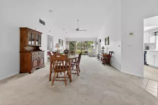 108 Village Walk Dr, Royal Palm Beach, FL 33411 - Photo 5
