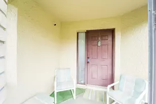 108 Village Walk Dr, Royal Palm Beach, FL 33411 - Photo 3