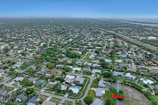 24 Pinetree Cir, Tequesta, FL 33469 - Photo 37