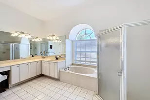 2342 SE Grand Dr, Port Saint Lucie, FL 34952 - Photo 13