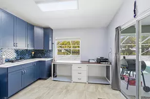 2537 SE Hallahan St, Port Saint Lucie, FL 34952 - Photo 11