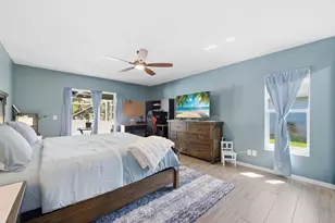 2537 SE Hallahan St, Port Saint Lucie, FL 34952 - Photo 13