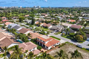 383 Redwood Ln, Boca Raton, FL 33487 - Photo 67