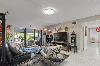 712 Sunny Pine Way #E2, Greenacres, FL 33415 - Photo 5