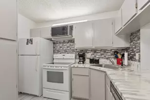 712 Sunny Pine Way, Greenacres, FL 33415 - Photo 13