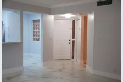 10700 NW 14th Street #146, Plantation, FL 33322 - Photo 5