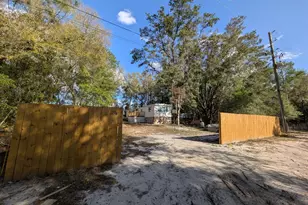 134 John St, Hawthorne, FL 32640 - Photo 13