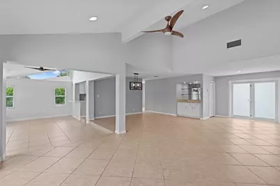 925 Foxpointe Circle, Delray Beach, FL 33445 - Photo 5