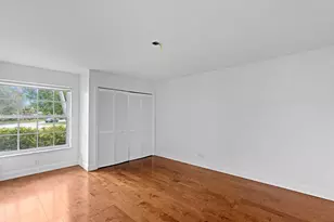 925 Foxpointe Cir, Delray Beach, FL 33445 - Photo 17