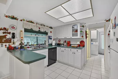 1570 NW 70th Terrace, Margate, FL 33063 - Photo 9