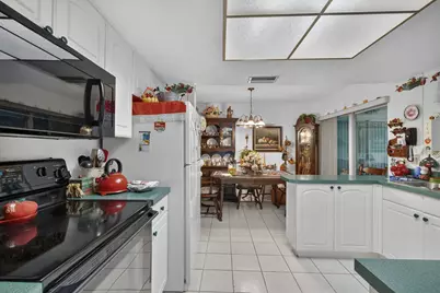 1570 NW 70th Terrace, Margate, FL 33063 - Photo 11