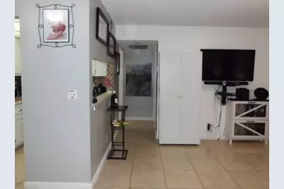 7262 Golf Colony Court #204, Lake Worth, FL 33467 - Photo 13