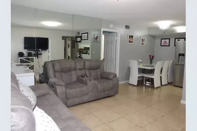 7262 Golf Colony Court #204, Lake Worth, FL 33467 - Photo 5