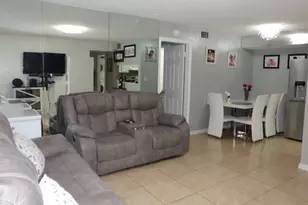 7262 Golf Colony Ct, Lake Worth, FL 33467 - Photo 5