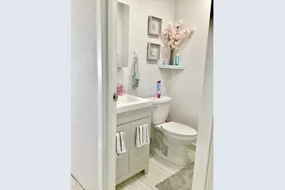 239 Brittany E, Delray Beach, FL 33446 - Photo 11