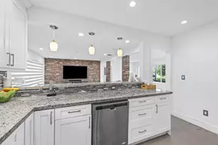 409 N 14th Ave, Hollywood, FL 33020 - Photo 9