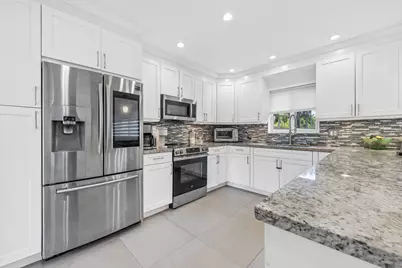 409 N 14th Avenue, Hollywood, FL 33020 - Photo 11