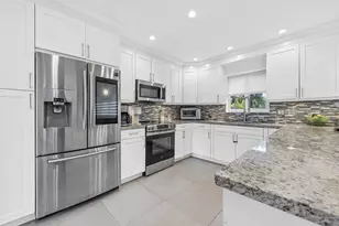 409 N 14th Ave, Hollywood, FL 33020 - Photo 11