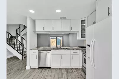 9095 SW 21st Court #D, Boca Raton, FL 33428 - Photo 3