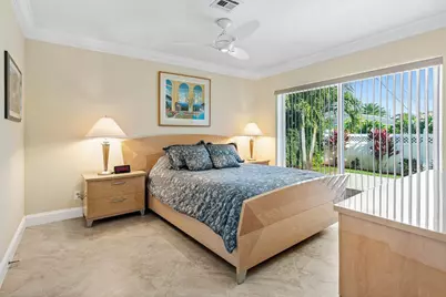 899 S Granada Drive, Boca Raton, FL 33432 - Photo 17