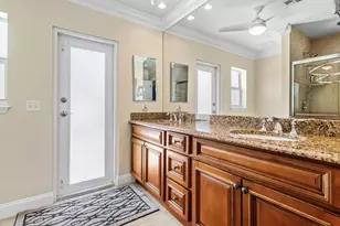 899 S Granada Dr, Boca Raton, FL 33432 - Photo 19