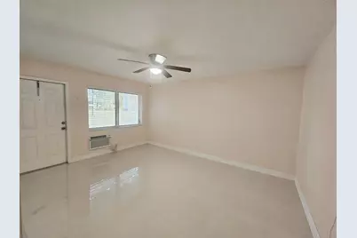 3700 Harrison #8a, Hollywood, FL 33021 - Photo 3