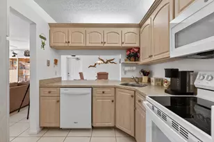 4444 NE Ocean Blvd, Jensen Beach, FL 34957 - Photo 3