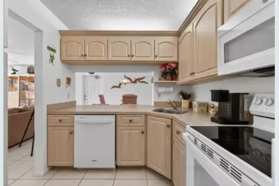4444 NE Ocean Boulevard #B2 108, Jensen Beach, FL 34957 - Photo 3