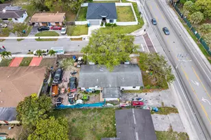 2100 NW 27th St, Oakland Park, FL 33311 - Photo 7