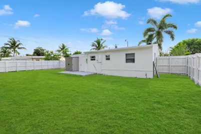 2533 NE 12th Terrace, Pompano Beach, FL 33064 - Photo 11