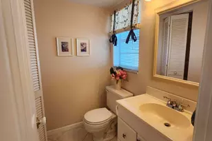 230 NE 26th Ave, Boynton Beach, FL 33435 - Photo 7