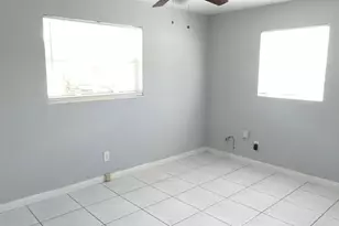 5227 SW 94th Ave, Cooper City, FL 33328 - Photo 7