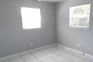 5227 SW 94th Ave, Cooper City, FL 33328 - Photo 11