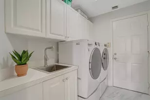 2176 Bellcrest Cir, Royal Palm Beach, FL 33411 - Photo 25