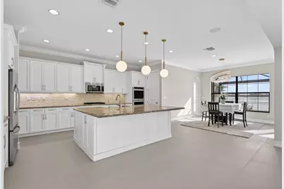 8520 Watercrest Circle W, Parkland, FL 33076 - Photo 9