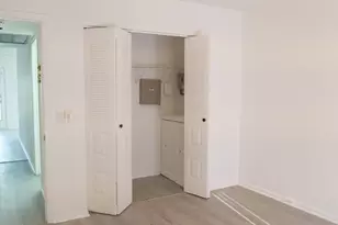 400 SW 134th Way, Pembroke Pines, FL 33027 - Photo 19