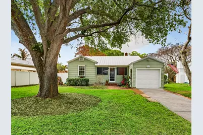 2419 19th Avenue, Vero Beach, FL 32960 - Photo 1