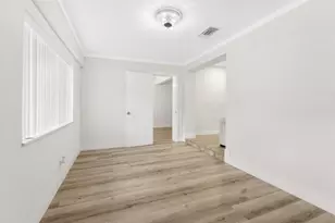 311 W Sample Rd, Deerfield Beach, FL 33064 - Photo 5