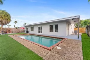 311 W Sample Rd, Deerfield Beach, FL 33064 - Photo 31