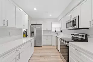 311 W Sample Rd, Deerfield Beach, FL 33064 - Photo 11