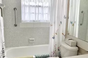 84 Brighton B, Boca Raton, FL 33434 - Photo 17