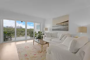 401 NE 19th Ave, Deerfield Beach, FL 33441 - Photo 9