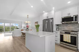 401 NE 19th Ave, Deerfield Beach, FL 33441 - Photo 5