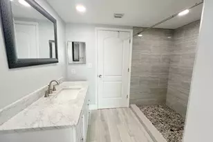 3020 NE 32nd Ave, Fort Lauderdale, FL 33308 - Photo 9